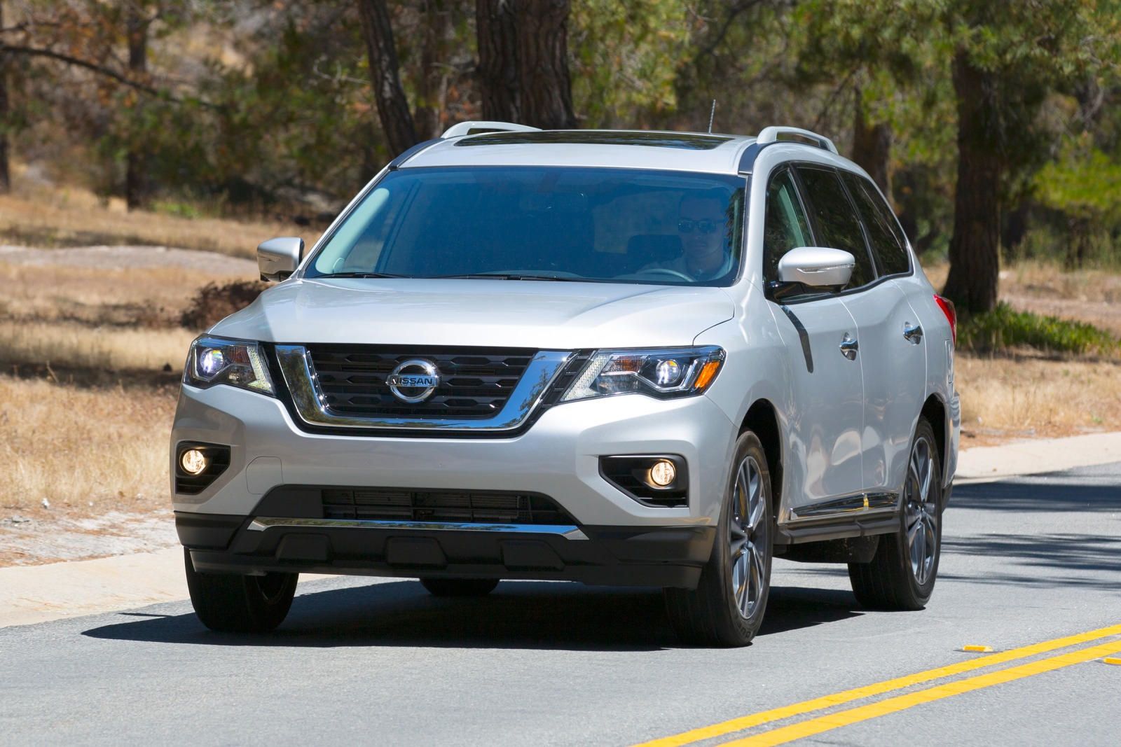 2017 Nissan Pathfinder Platinum Problems