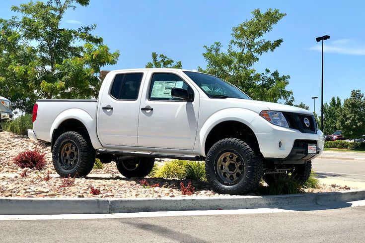 Nissan Frontier 33 Inch Tires