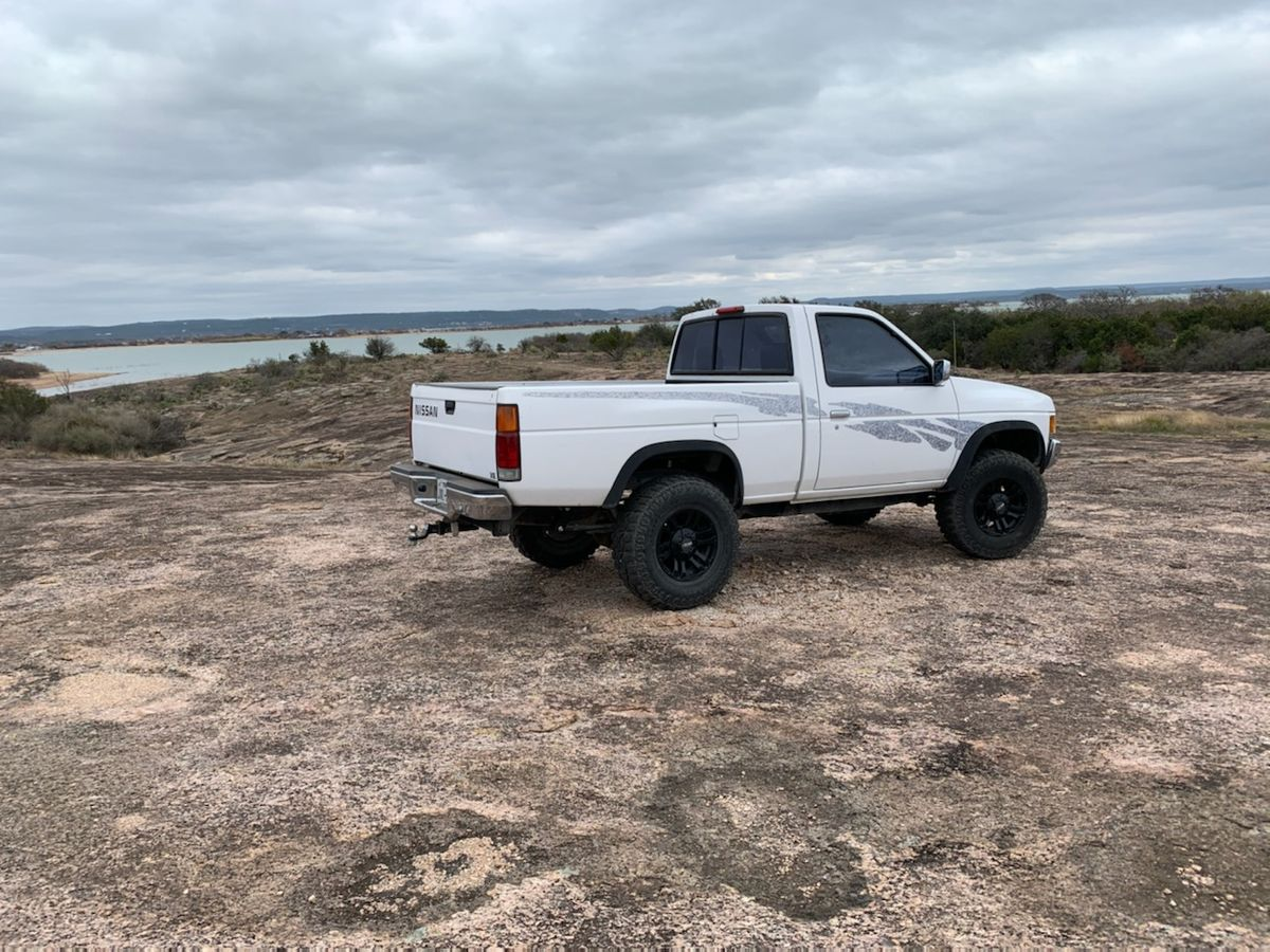 Finding The Best Lift Kit For Your Nissan Hardbody