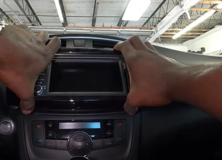 Nissan Sentra Radio Not Working