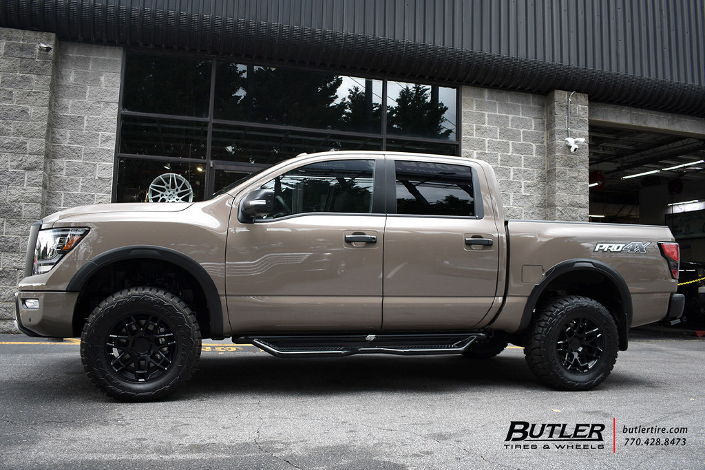 Nissan Titan With Black Rims