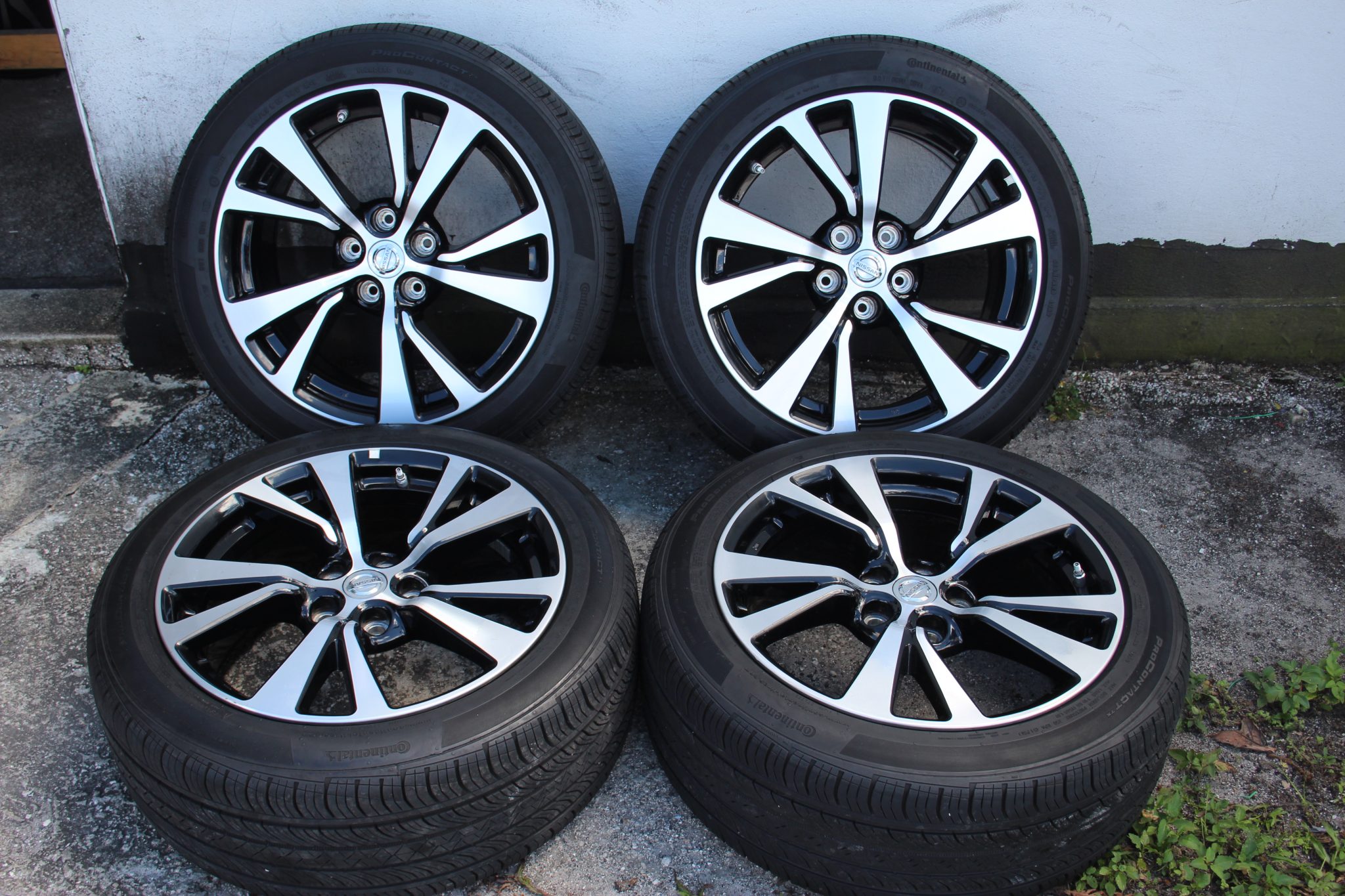 2018 Nissan Maxima Tires