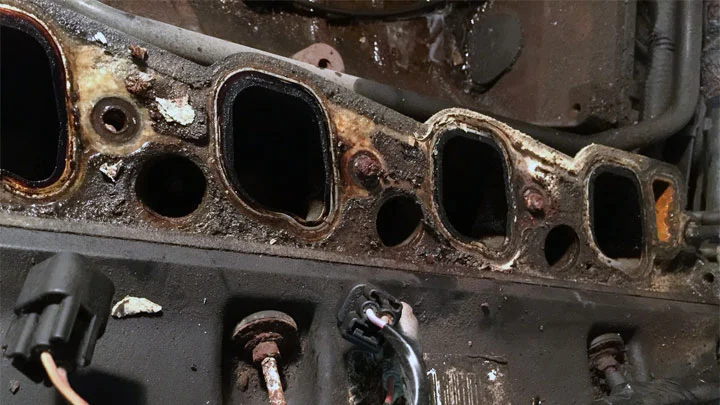 How To Fix Oil In Air Intake Oil In Intake Manifold: Symptoms, Causes and Fixes