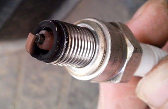 How To Fix Oil In Spark Plugs Oil In Spark Plugs How To Fix It