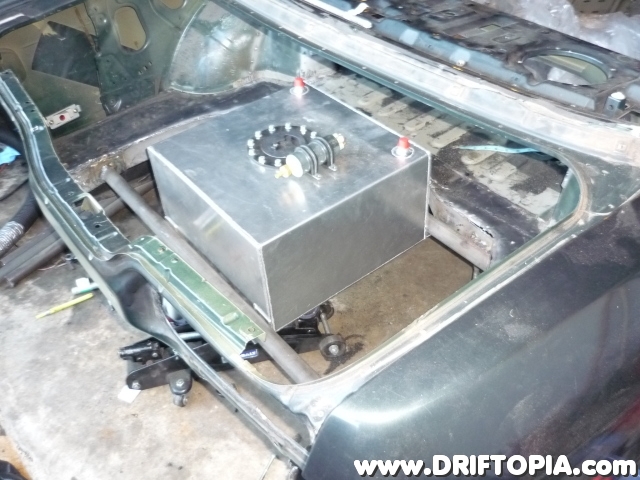 Installation And Plumbing Of A Fuel Cell In A Nissan 240sx Chassis