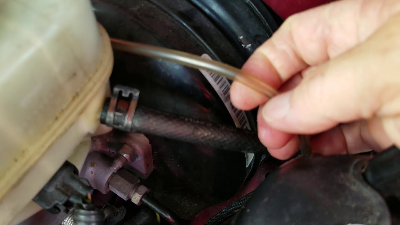How To Change A Slave Cylinder Slave Cylinder Bleeding made easy - YouTube