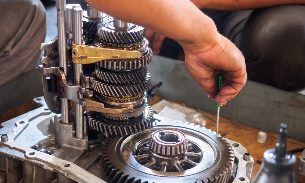 Transmission Removal Procedures And Special Tools Required