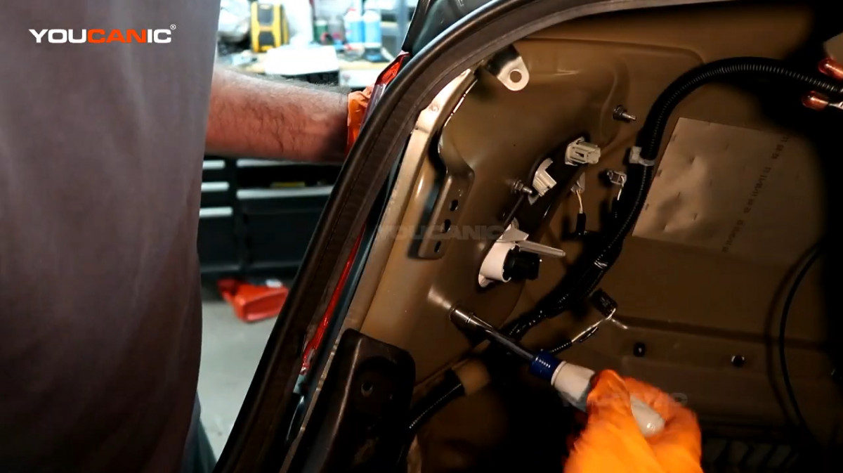 Tail Light Assembly Replacement And Electrical Diagnostics