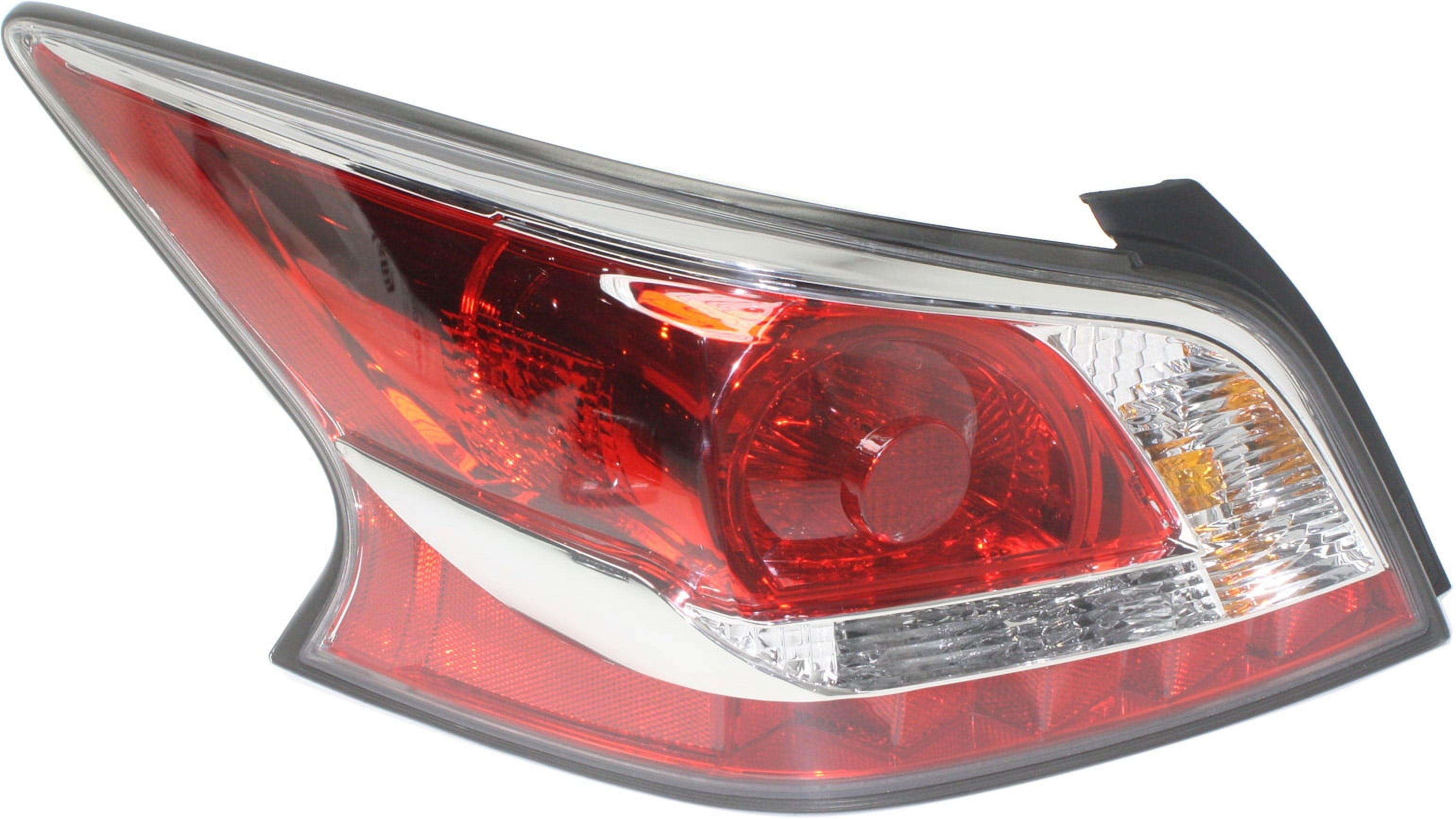 2014 Nissan Altima Tail Light Bulb Size