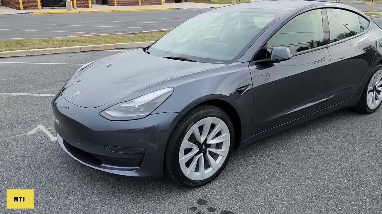Midnight Silver Metallic Tesla Model 3