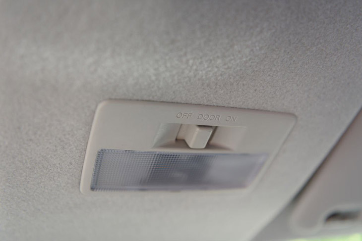 What Is A Dome Light In A Car